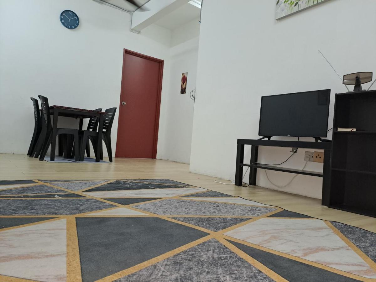 1201 Apartment Ladang Tok Pelam Tepipantaibatuburuk Kuala Terengganu Zewnętrze zdjęcie
